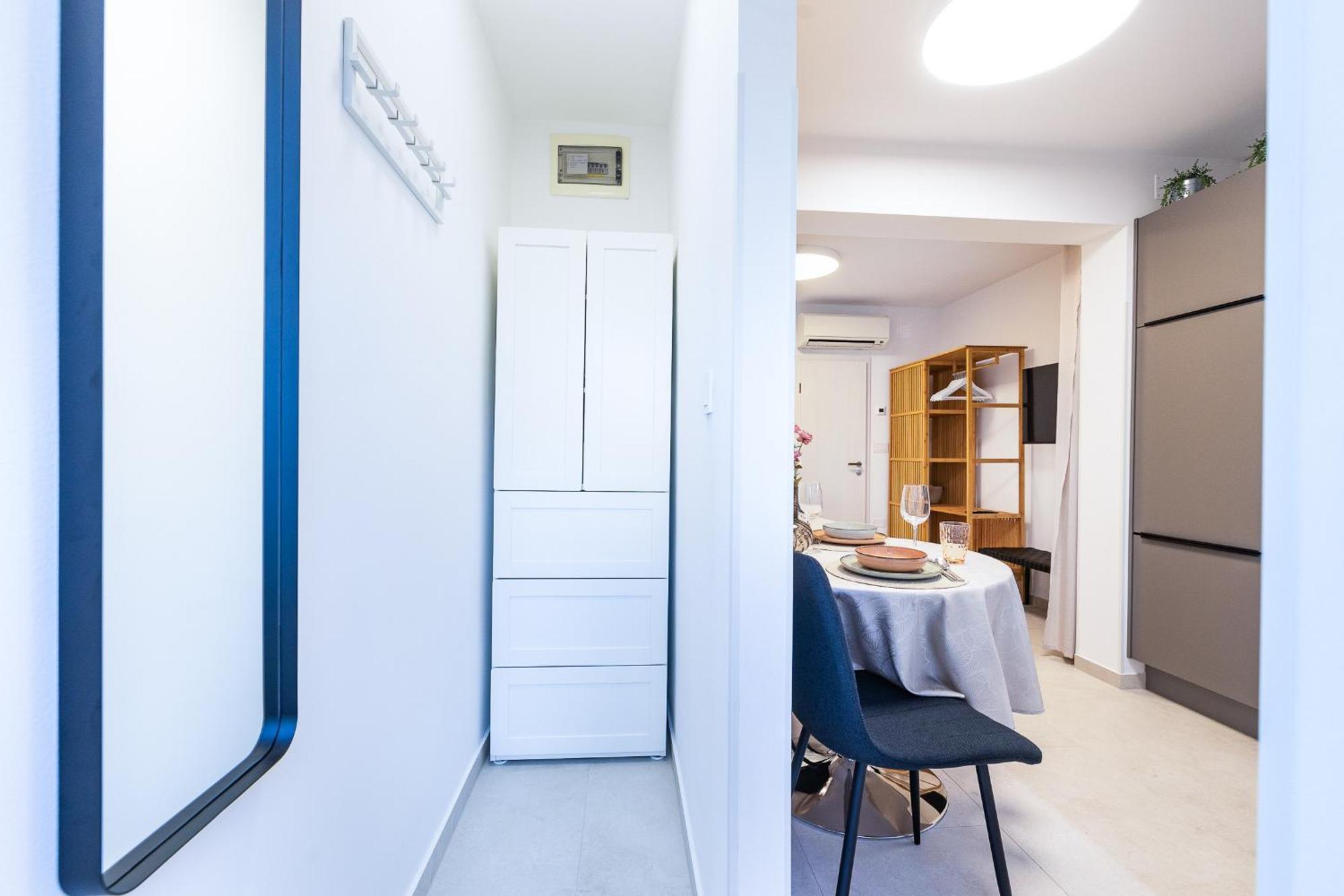 Isolana Apartment Izola Exteriör bild
